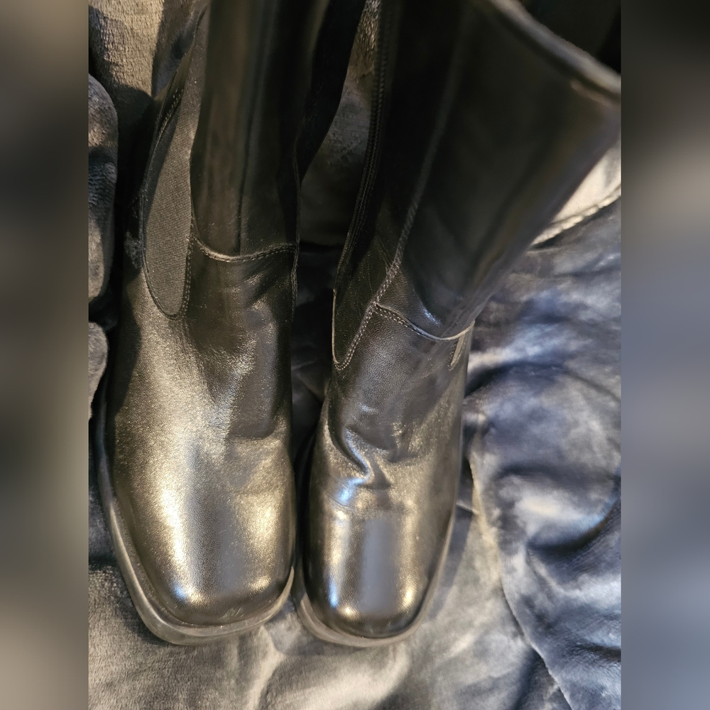 Women's Black Leather Boots